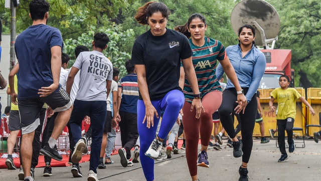 Virender Sehwag, Sania Mirza, Rani Rampal support protesting wrestlers: 'Difficult to watch', 'saddening' Virender Sehwag, Sania Mirza, Rani Rampal support protesting wrestlers: 'Difficult to watch', 'saddening'