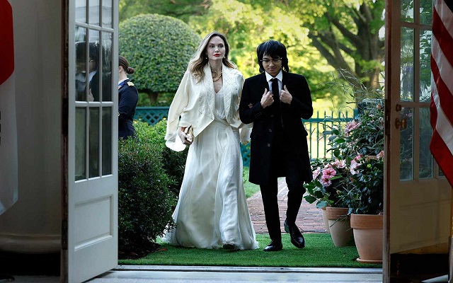 Angelina Jolie attends President Joe Biden's state dinner with son Maddox Angelina Jolie attends President Joe Biden's state dinner with son Maddox