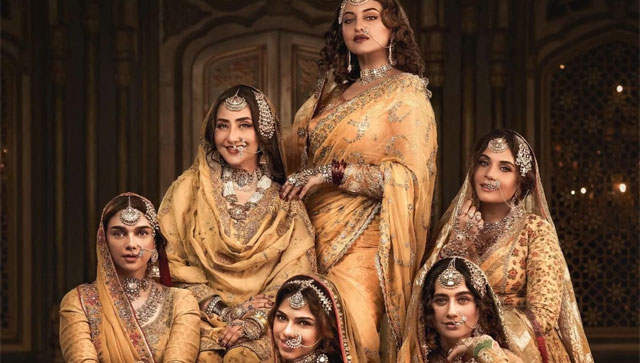 Sanjay Leela Bhansali's Heeramandi set is constructed over a humongous area of 1,60,000 sq ft. Sanjay Leela Bhansali's Heeramandi set is constructed over a humongous area of 1,60,000 sq ft.