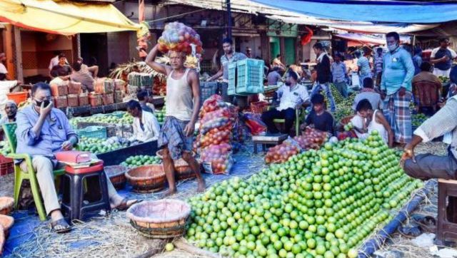 India's retail inflation declines to 18-month low of 4.7% in March India's retail inflation declines to 18-month low of 4.7% in March