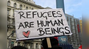 Turkey border guards shooting, torturing Syrians fleeing war at home: Rights group