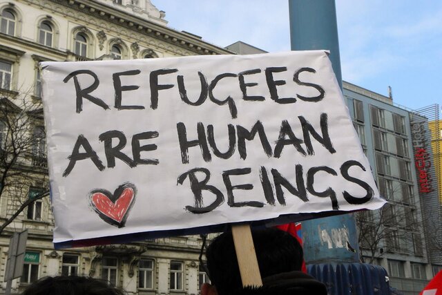 Turkey border guards shooting, torturing Syrians fleeing war at home: Rights group Turkey border guards shooting, torturing Syrians fleeing war at home: Rights group