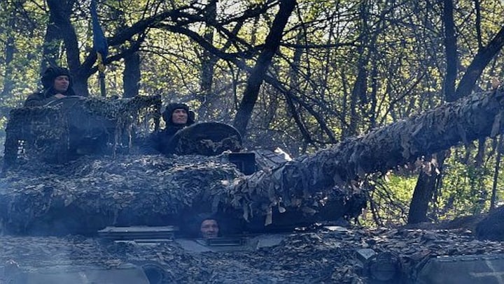 Fighting intensifies in Kyiv: Is this the start of Ukraine's long-promised counter-offensive?