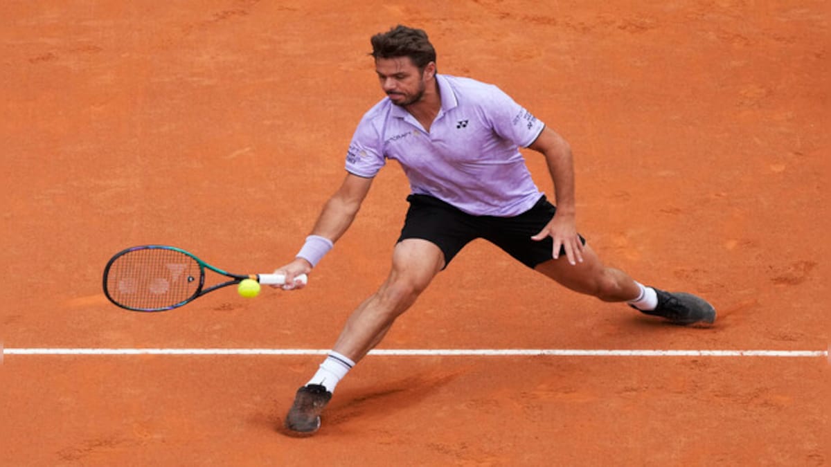 Italian Open: Stan Wawrinka breezes past Ilya Ivashka in straight sets after rain causes delayed start