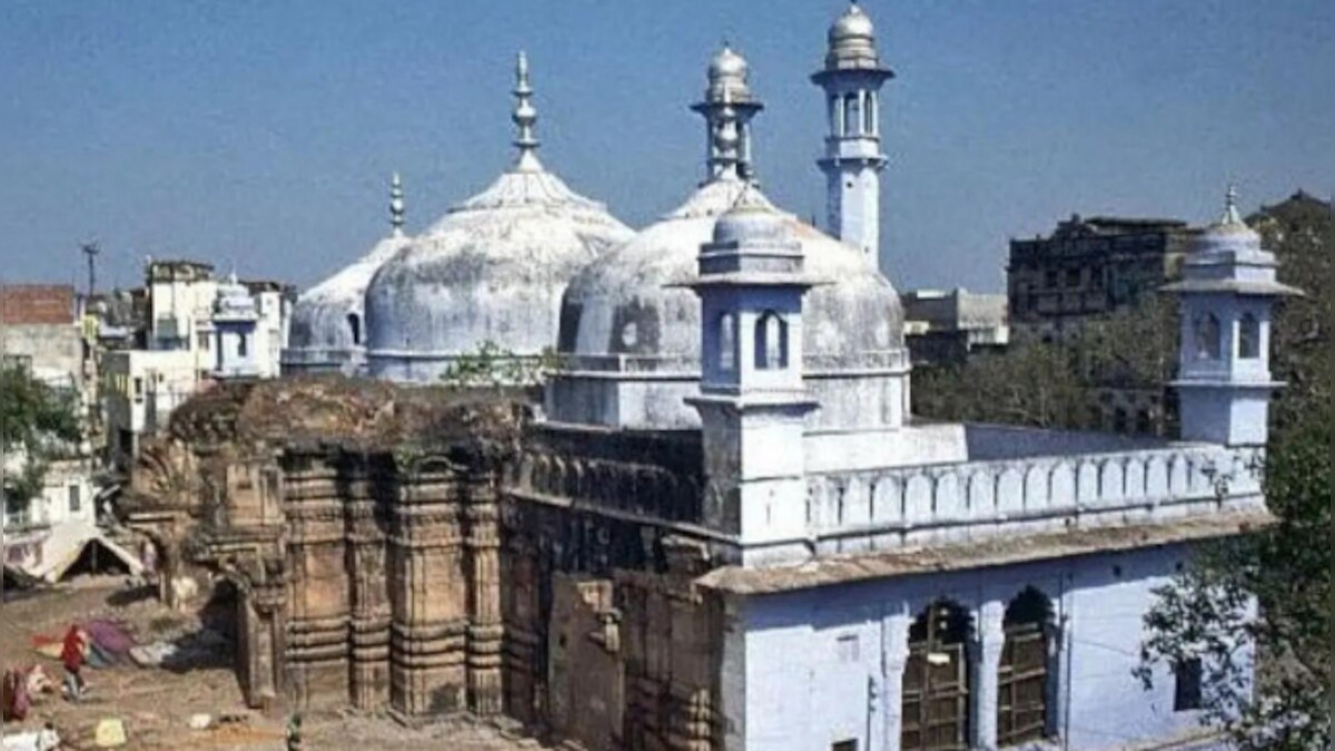 SC orders stay on ASI survey at Gyanvapi mosque, asks Muslim side to approach HC soon