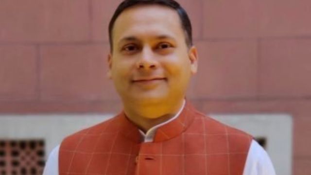 BJP takes potshots at Congress, says Karnataka for first time will have no representation from Lingayat and SC community BJP takes potshots at Congress, says Karnataka for first time will have no representation from Lingayat and SC community