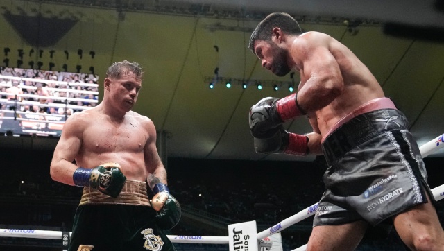 Canelo Alvarez batters John Ryder to retain undisputed super middleweight title Canelo Alvarez batters John Ryder to retain undisputed super middleweight title