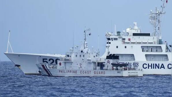 Chinese vessels spotted near Russian rig off Vietnam