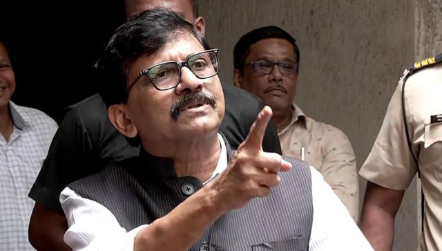 Nashik police register FIR against Sanjay Raut for calling Maharashtra govt ‘illegal’ Nashik police register FIR against Sanjay Raut for calling Maharashtra govt ‘illegal’
