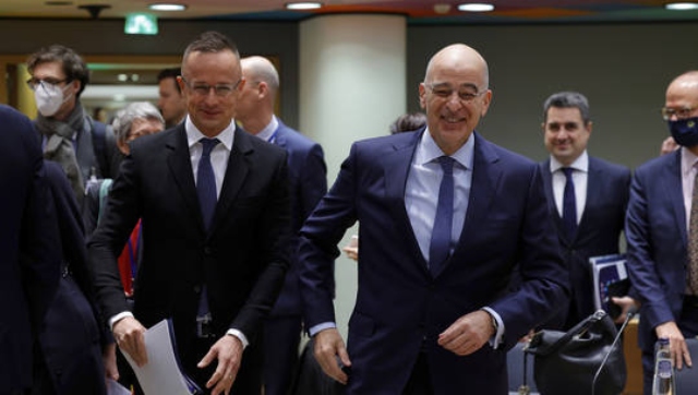 EU's Russia sanction talks hit roadblock over Kyiv’s 'war sponsors' list EU's Russia sanction talks hit roadblock over Kyiv’s 'war sponsors' list