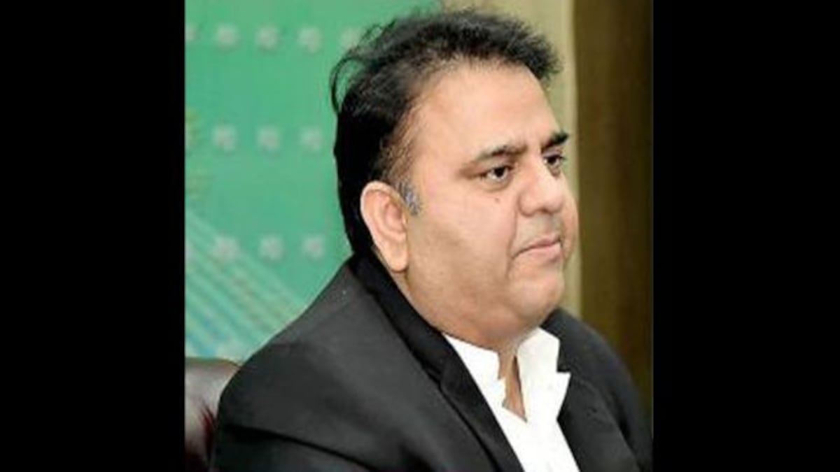 Imran Khan's close aide Fawad Chaudhry arrested outside Supreme Court