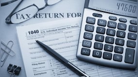 Income Tax Return Filing: Should you file your returns online or offline?
