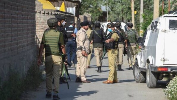 Kashmir: NIA conducts multiple raids in Baramulla, targets terrorist  network – Firstpost