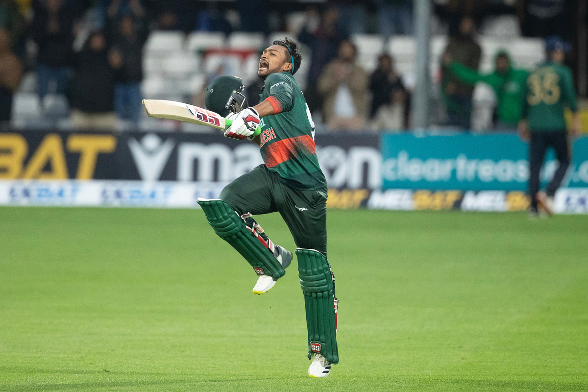 Ireland vs Bangladesh: Ton-up Najmul Hossein shines as visitors chase down 320 runs in second ODI Ireland vs Bangladesh: Ton-up Najmul Hossein shines as visitors chase down 320 runs in second ODI