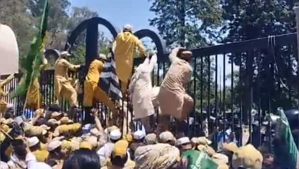 WATCH: Members of PDM, key govt ally, storm Pakistan's Supreme Court