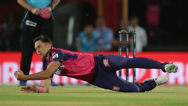 Watch: Trent Boult pulls off a stunning catch off his own bowling to remove Prabhsimran Singh during PBKS-RR clash Watch: Trent Boult pulls off a stunning catch off his own bowling to remove Prabhsimran Singh during PBKS-RR clash