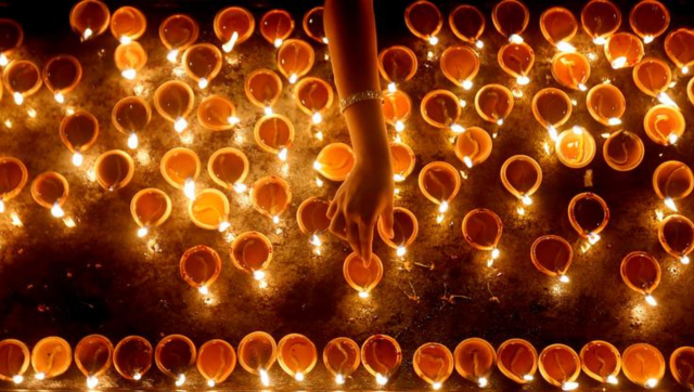 US lawmaker introduces bill to declare Diwali a federal holiday US lawmaker introduces bill to declare Diwali a federal holiday