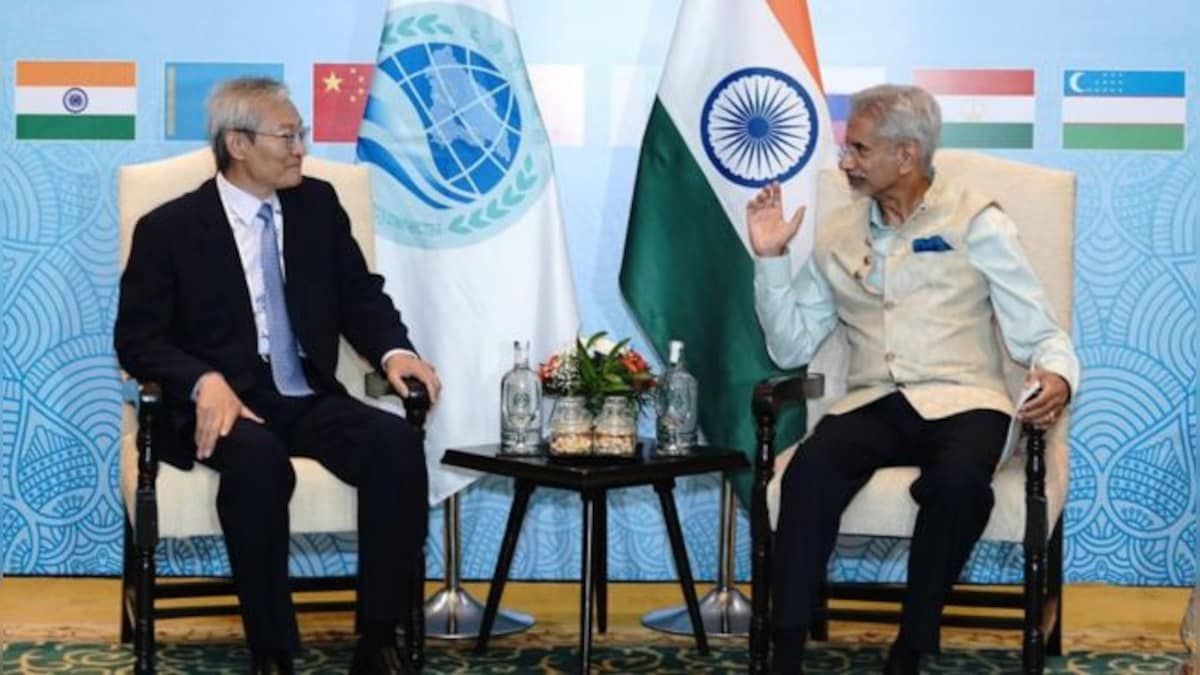 EAM Jaishankar holds dialogue with SCO Secretary General during Goa meet