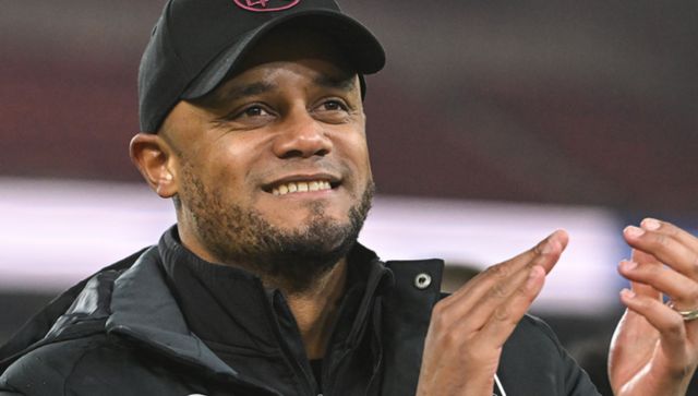 Vincent Kompany signs 5-year deal with promoted Burnley Vincent Kompany signs 5-year deal with promoted Burnley