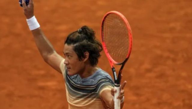 Zhang Zhizhen gives China first men's singles win at French Open in 86 years Zhang Zhizhen gives China first men's singles win at French Open in 86 years