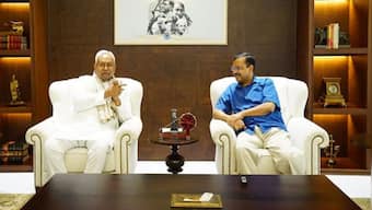 Bihar CM Nitish Kumar meets Delhi CM Kejriwal, pitches united opposition against BJP