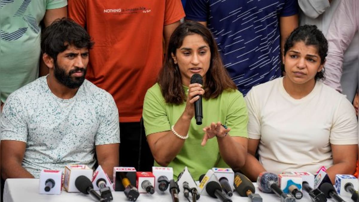 'Anurag Thakur tried to hush up the matter': Vinesh Phogat alleges amid wrestlers' protest