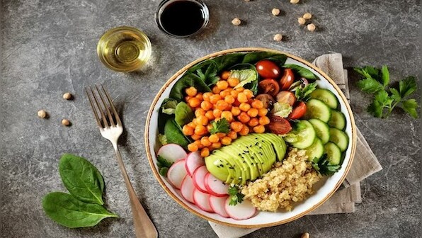 Bizarre! 'Only vegan lunch in office' mail to applicants goes viral; internet stunned