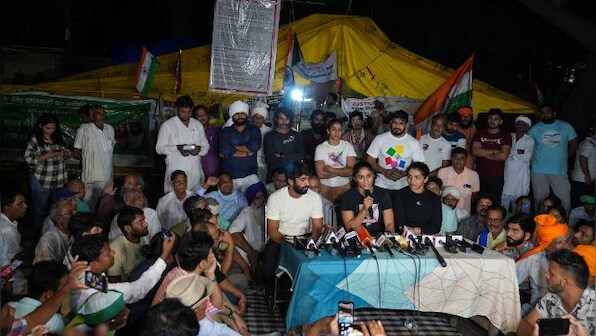 Wrestlers' Protest: Grapplers to go ahead with 'peaceful' march to new Parliament building