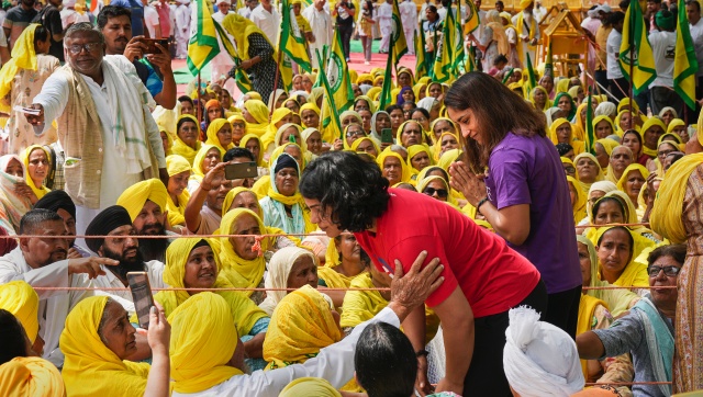 Delhi Police tighten security at Jantar Mantar as farmers aim to join wrestlers' protest Delhi Police tighten security at Jantar Mantar as farmers aim to join wrestlers' protest