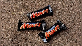 Why Mars chocolate bar is ditching its traditional wrapper