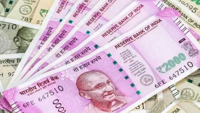 Confused over Rs 2000 notes? RBI governor Shaktikanta Das clears the air Confused over Rs 2000 notes? RBI governor Shaktikanta Das clears the air