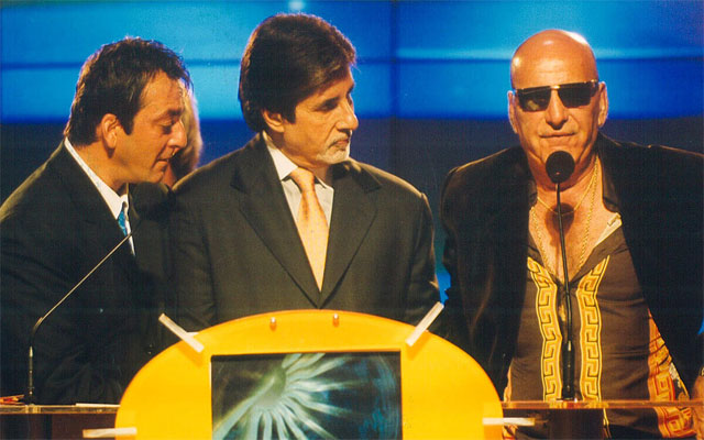 IIFA Archives: From Amitabh Bachchan to Aishwarya Rai Bachchan to Shah Rukh Khan; relieving the best moments IIFA Archives: From Amitabh Bachchan to Aishwarya Rai Bachchan to Shah Rukh Khan; relieving the best moments