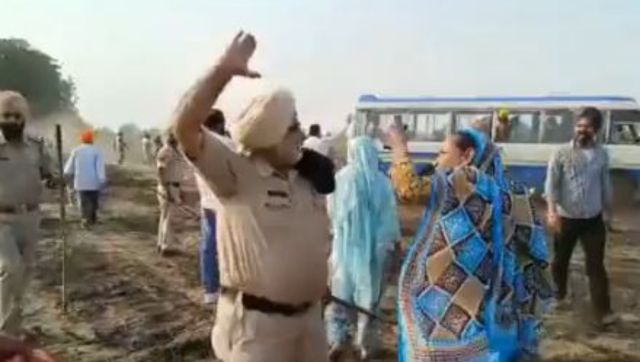 WATCH: In AAP's Punjab, cop slaps hapless woman in Gurdaspur as farmers protest land acquisition WATCH: In AAP's Punjab, cop slaps hapless woman in Gurdaspur as farmers protest land acquisition