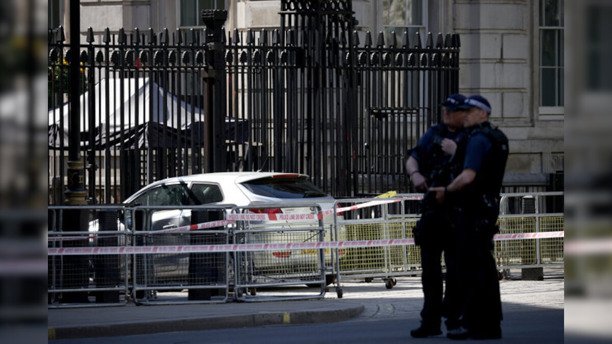 UK: Man arrested after car crashes into 10 Downing Street gates