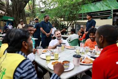 Rahul Gandhi meets gig workers in Bengaluru, reiterates Congress' poll promise of Rs 3,000 crore corpus fund for them