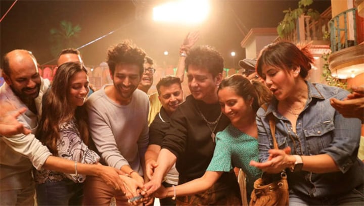 Kartik Aaryan and Kiara Advani wrap the shoot of Satyaprem Ki Katha