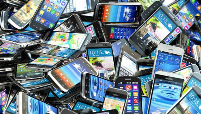 Delhi-based start-up ReFit Global earns over Rs 200 crore selling second-hand smartphones Delhi-based start-up ReFit Global earns over Rs 200 crore selling second-hand smartphones