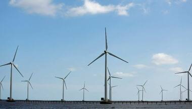 Swedish government approves two offshore wind power farms