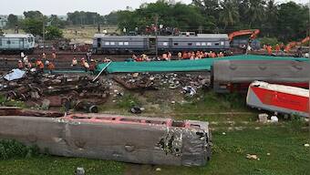Love poems found scattered on tracks of Odisha train accident site
