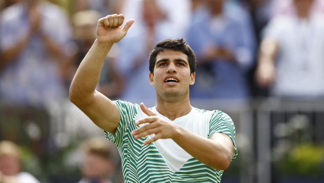 Queen's Club Championship: Carlos Alcaraz reaches final to close in on reclaiming top ranking Queen's Club Championship: Carlos Alcaraz reaches final to close in on reclaiming top ranking