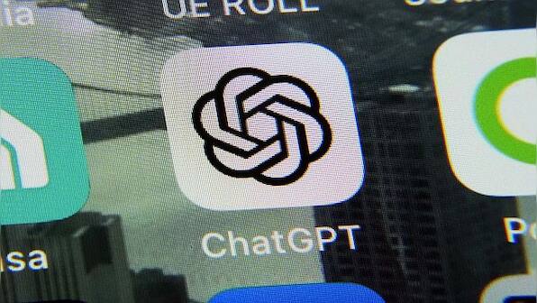 How are people using ChatGPT as their personal trainer?