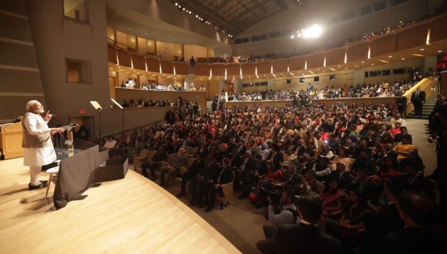 PM Modi says H1B visa can be renewed in US itself PM Modi says H1B visa can be renewed in US itself