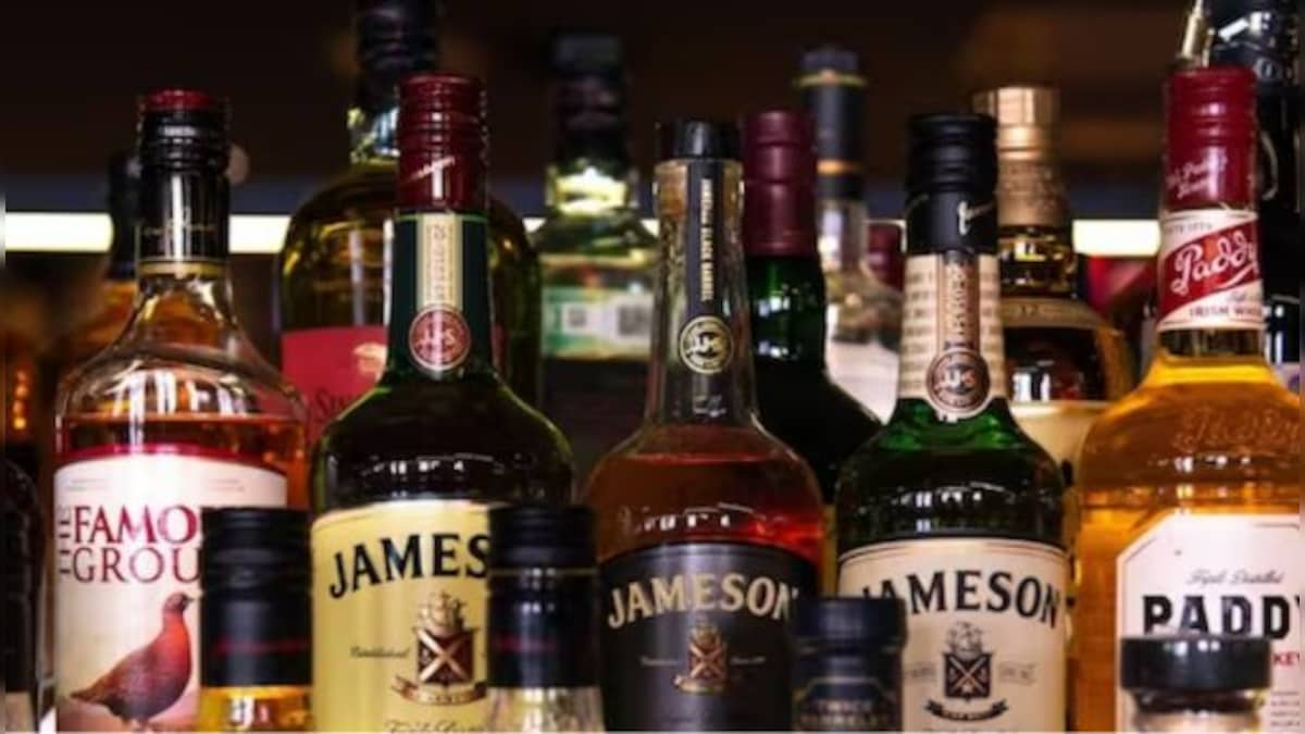 Delhi's retail liquor trade records sharp fall compared to Q1FY23