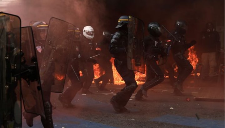 France unrest: Policeman who killed teen says sorry as violence intensifies
