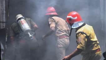 WATCH: Fire engulfs slums in Delhi's Jahangirpuri area