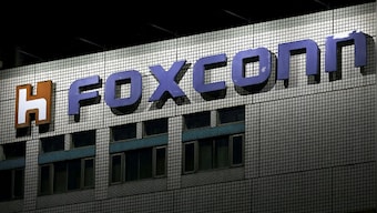 Why has Foxconn withdrawn from Vedanta chip plan in India?