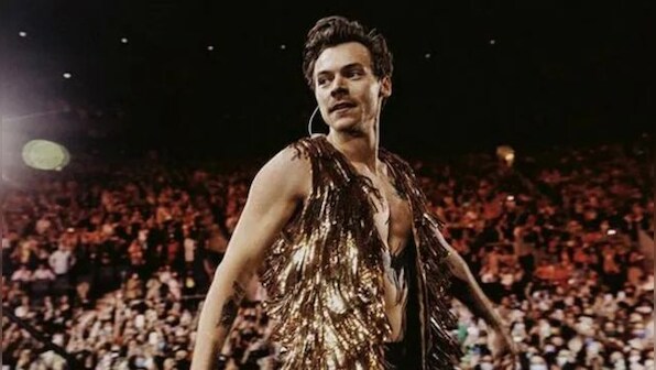 Harry Styles stops concert to allow pregnant fan to use washroom; names her child