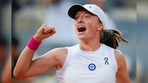 French Open 2023: Iga Swiatek returns to Roland Garros final as Karolina Muchova shocks Aryna Sabalenka