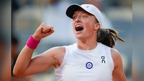 French Open 2023: Iga Swiatek returns to Roland Garros final as Karolina Muchova shocks Aryna Sabalenka