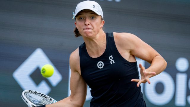 Tennis roundup: Iga Swiatek, Coco Gauff cruise to victories, Stefanos Tsitsipas crashes out of Mallorca Open Tennis roundup: Iga Swiatek, Coco Gauff cruise to victories, Stefanos Tsitsipas crashes out of Mallorca Open